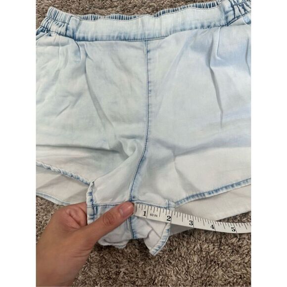 American Eagle Chambrey Blue Sun Washed Jean Shorts Pull on Elastic Waist XS - Picture 7 of 10